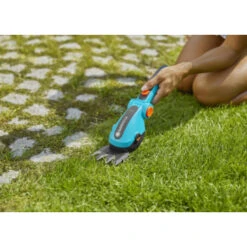 Gardena 3,6V Grasschaar ClassicCut Incl. Wielen En Steel -Tuingereedschap 123 337