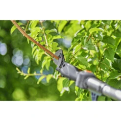 Gardena 18V Telescopische Takkenschaar 2,5m (P4A) (zonder Accu) 11 Gardena 18V Telescopische Takkenschaar 2,5m (P4A) (zonder Accu) -Tuingereedschap 123 568